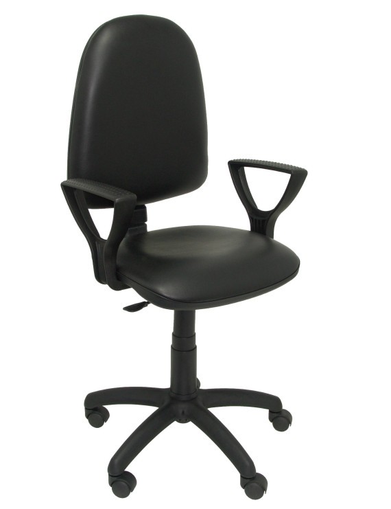 Silla Ayna similpiel negro con brazos