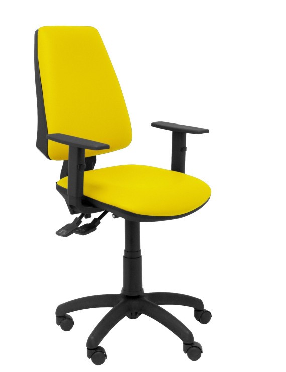 Silla Elche S similpiel amarillo brazos regulables