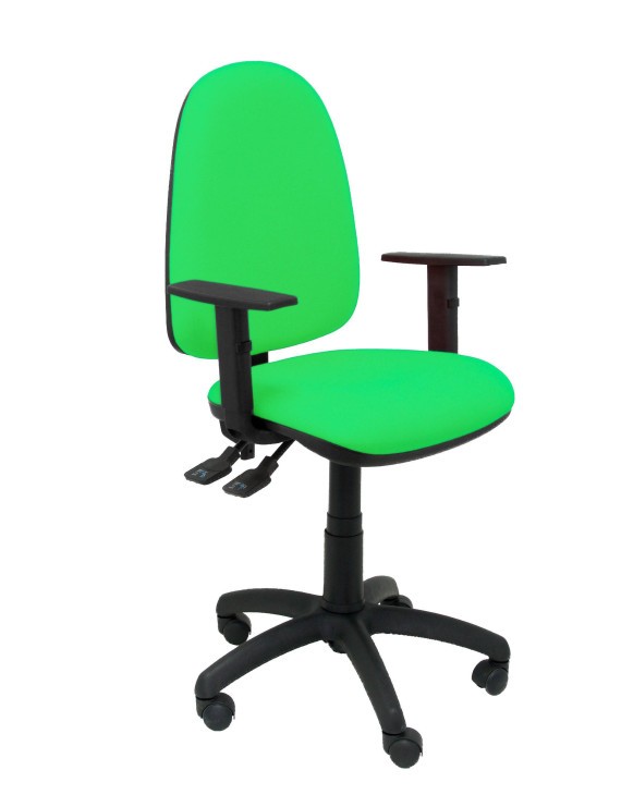 Silla Tribaldos pistacho con brazos regulables