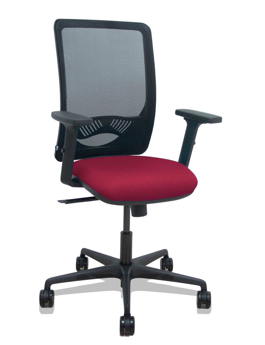 Silla Zulema sincro malla negra asiento bali granate brazos 2D ruedas 65mm