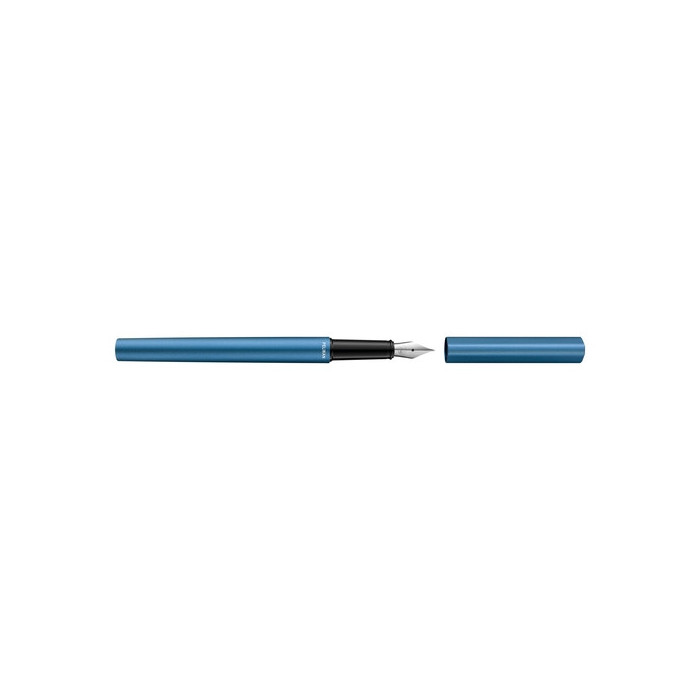 Pluma Pelikan